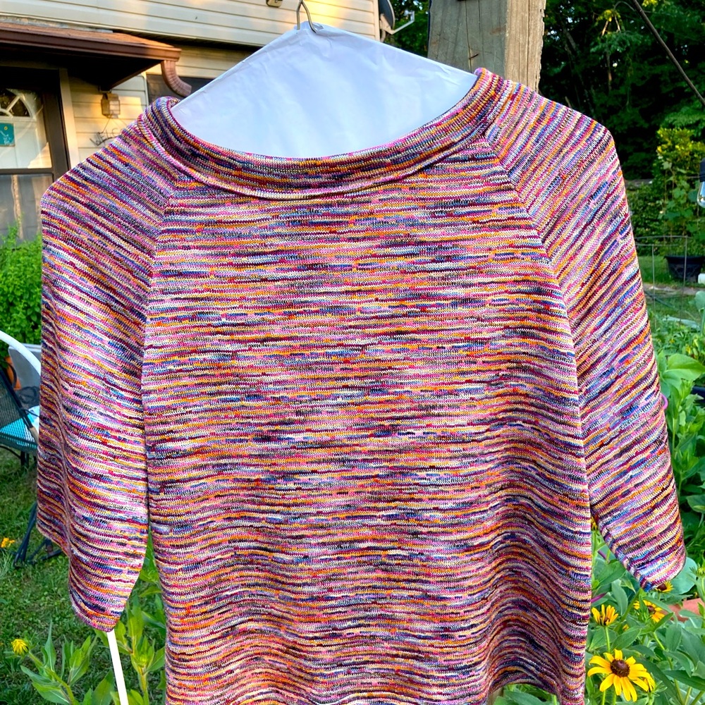 Blouse slightly crop